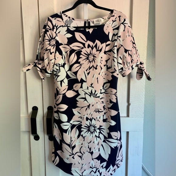 Eliza J Floral Shift Dress Sz S - Picture 2 of 7